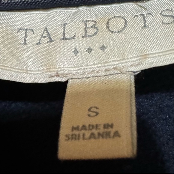 TALBOTS Blue honey comb vest size S is perfect for spring lightweight layers. ❤️ - Picture 4 of 4
